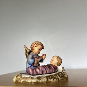 Vintage Goebel W Germany Heavenly Lullaby Figurine #262